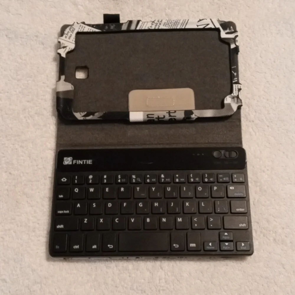 ✨ Fintie Tablet Keyboard and Case